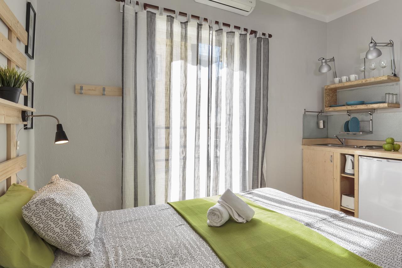 H14 Rooms & Apartments Adults Only Rhodes City Room photo